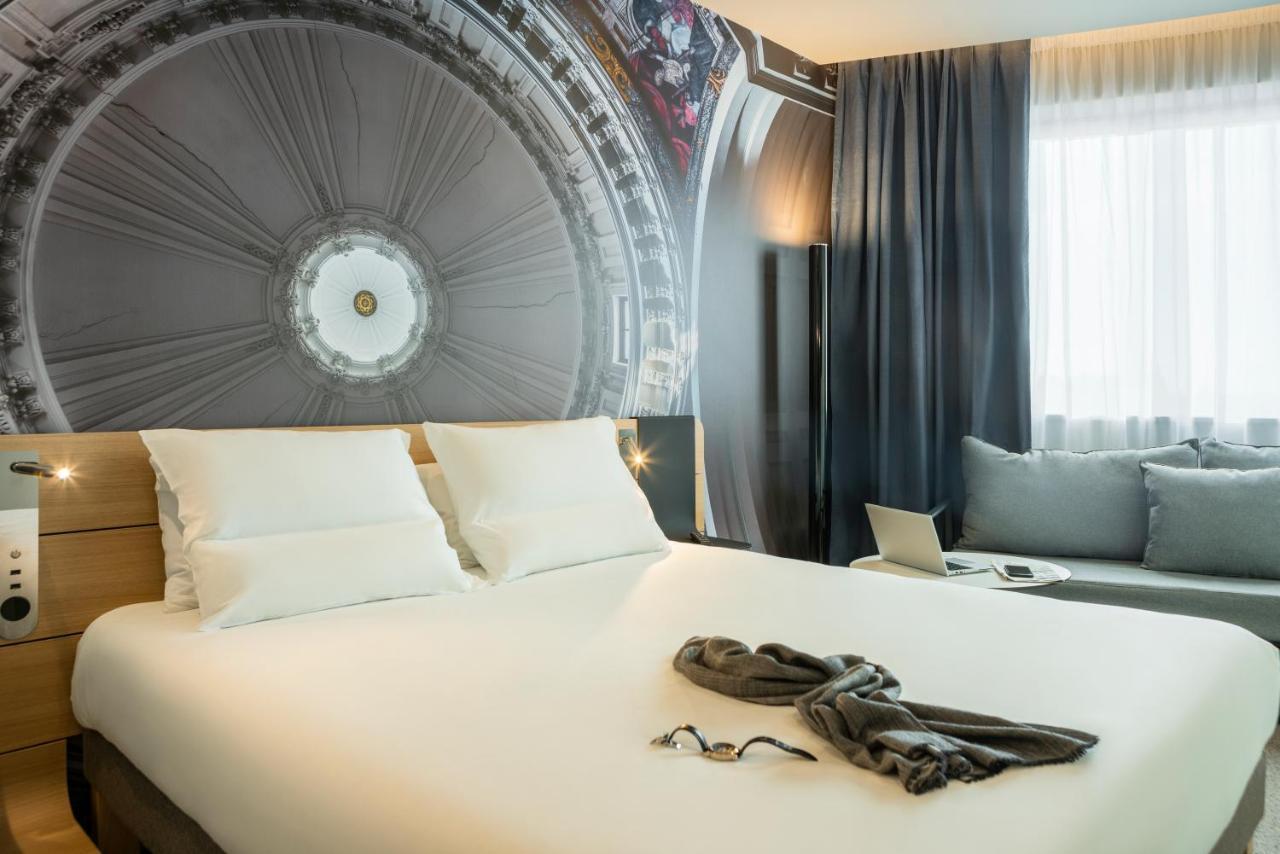 Novotel Paris 20 Belleville Esterno foto