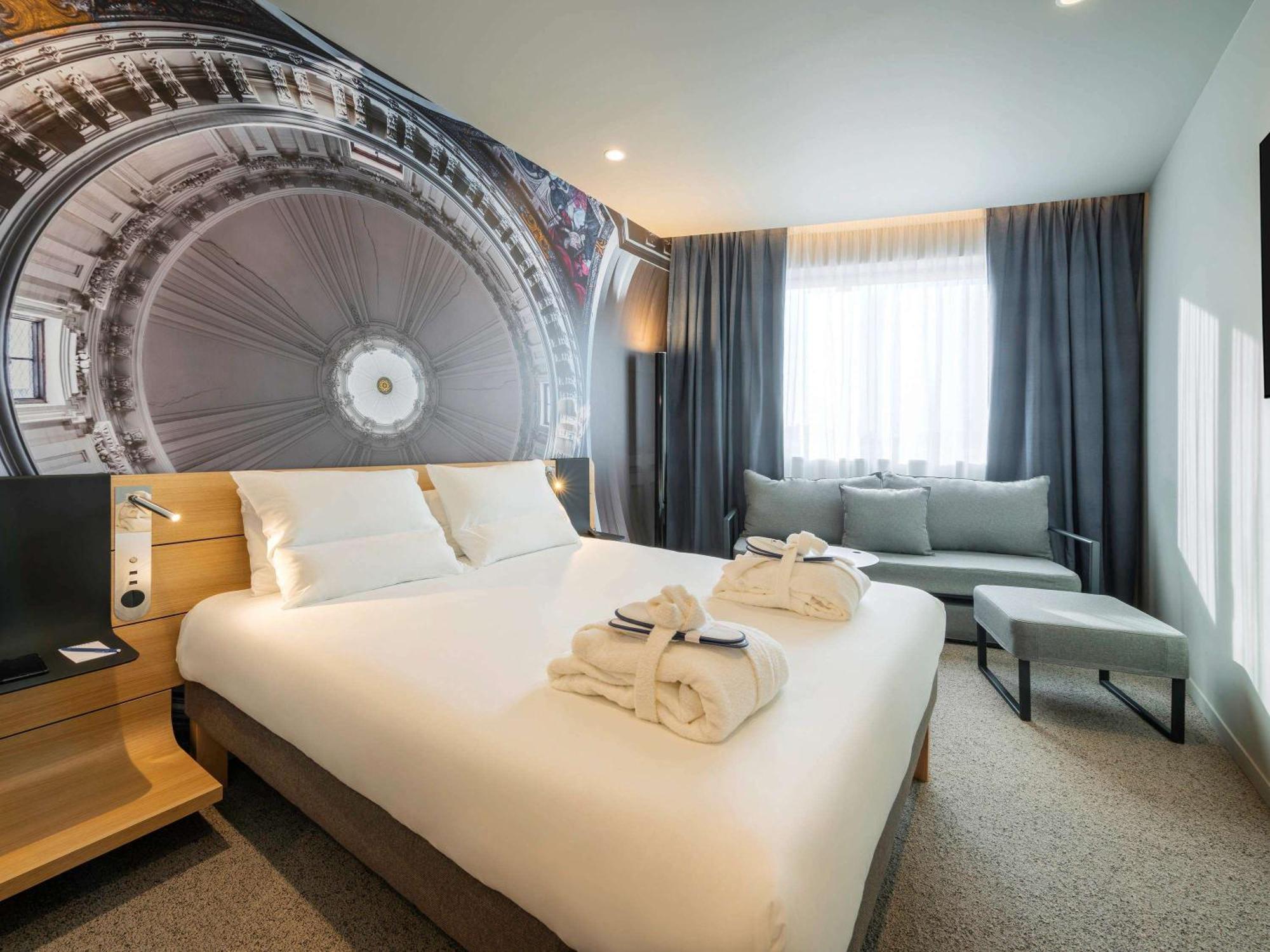 Novotel Paris 20 Belleville Esterno foto